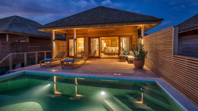 Hurawalhi-Ocean-Pool-Villa