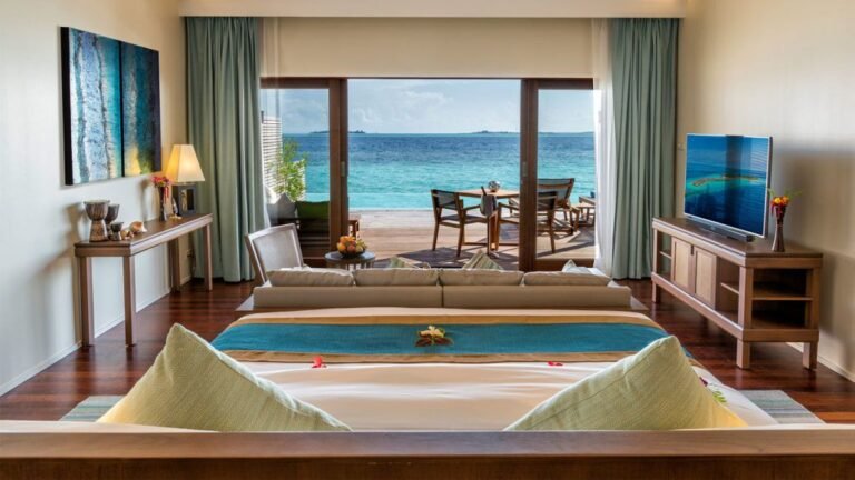 Hurawalhi-Ocean-Pool-Villa-Interior