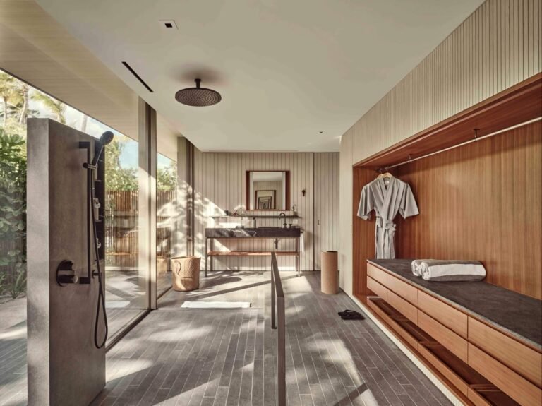 Patina-Maldives-Two-Bedroom-Sunrise-Beach-Pool-Villa-Bathroom (1)