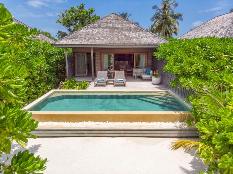 each-Pool-Villa-Exterior-3