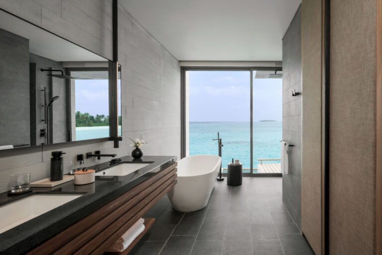 Alila-Kothaifaru-Maldives---Watervilla---Bathroom (1)