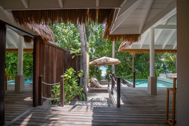 Beach Family_connecting door outside