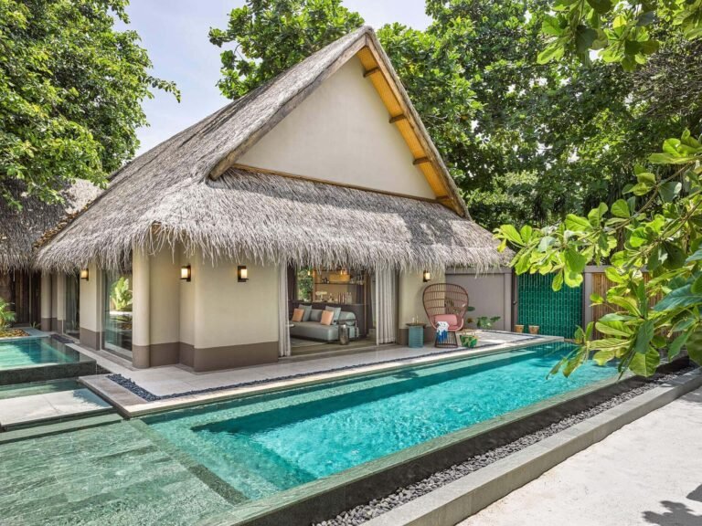Joali-Maldives---Beach-Villa-with-Pool-Outdoor