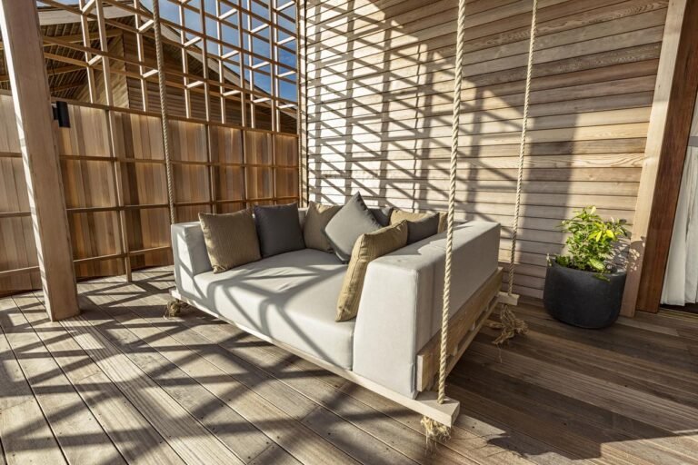 Kudadoo-Ocean-Pool-Residence-hanging-sofa