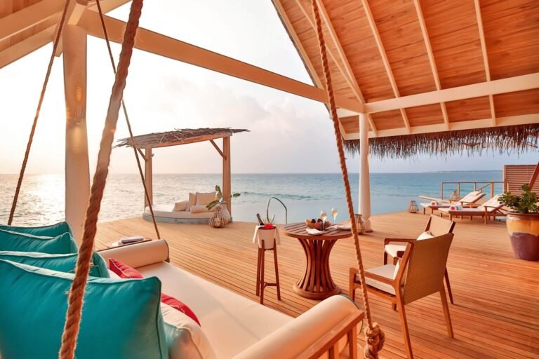 Milaidhoo-Maldives-Ocean-Residence-Sunset-Deck