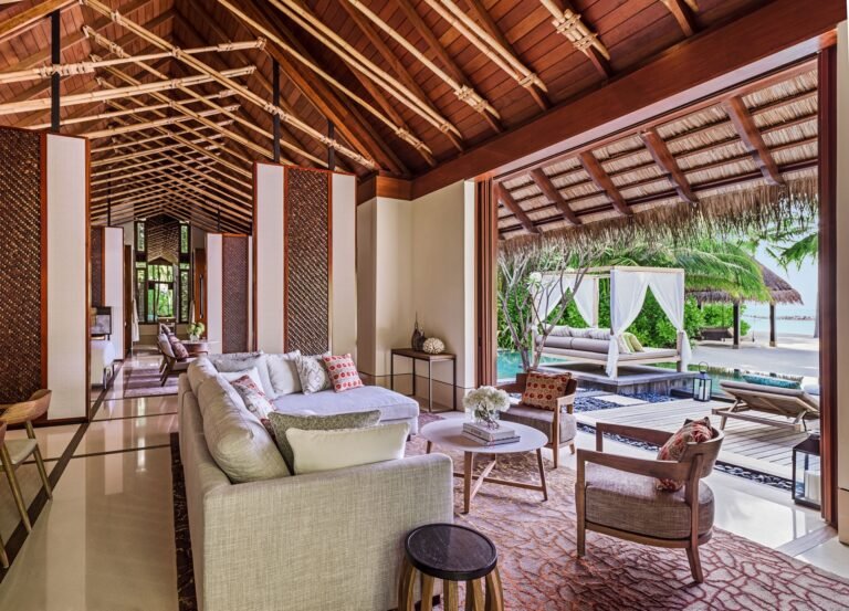 One&Only_ReethiRah_Accommodation_GrandBeachVilla_LivingRoom