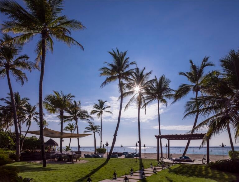 One&Only_ReethiRah_Accommodation_GrandSunsetResidence_PrivateCourtyard-2