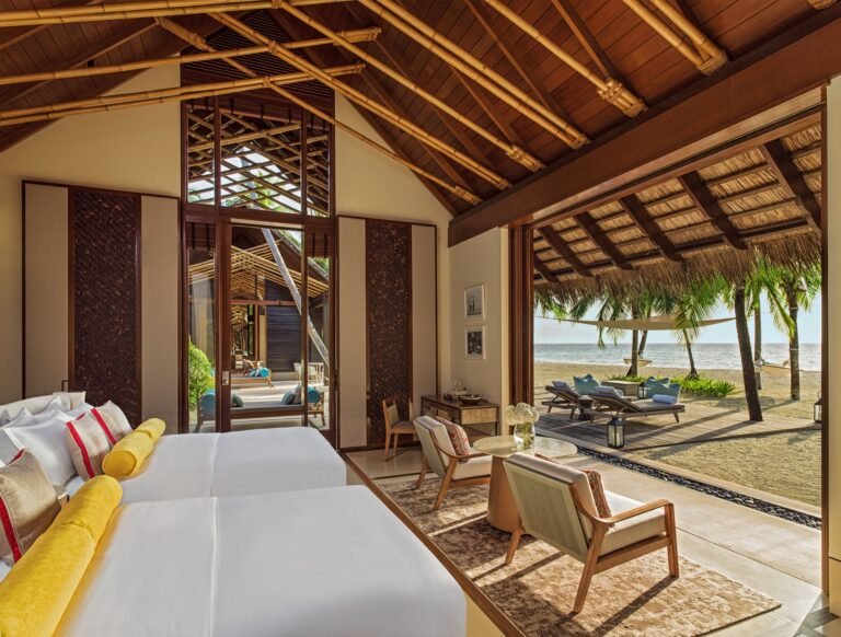 One&Only_ReethiRah_Accommodation_TwoVillaResidence_QueenBedsVilla