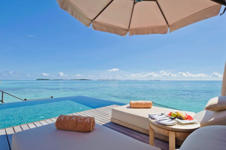 Sunset Family Lagoon Suite with Pool